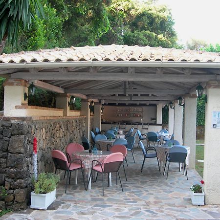 Villa Karmar Hotel Apartments Дасія Екстер'єр фото