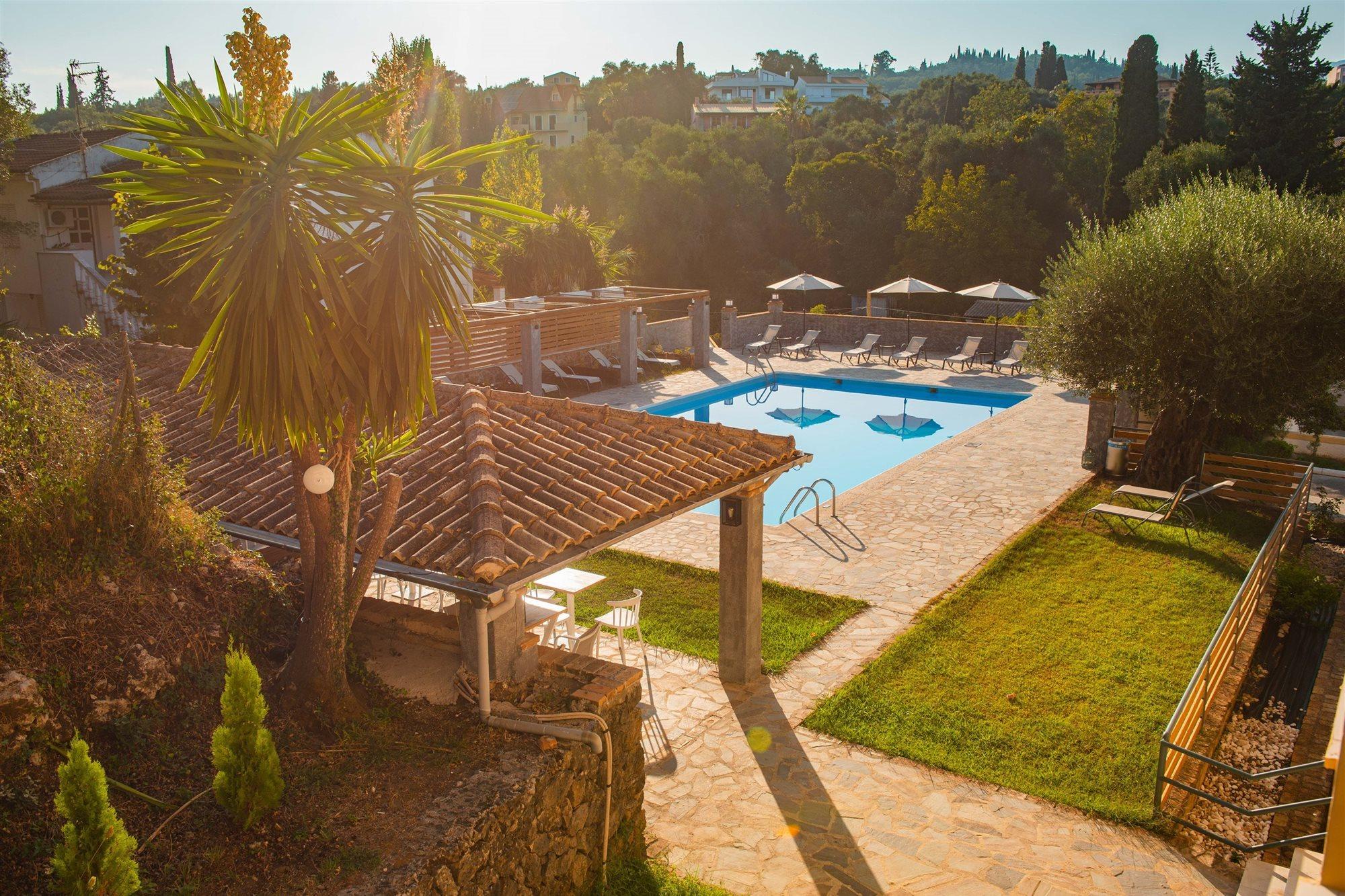 Villa Karmar Hotel Apartments Дасія Екстер'єр фото