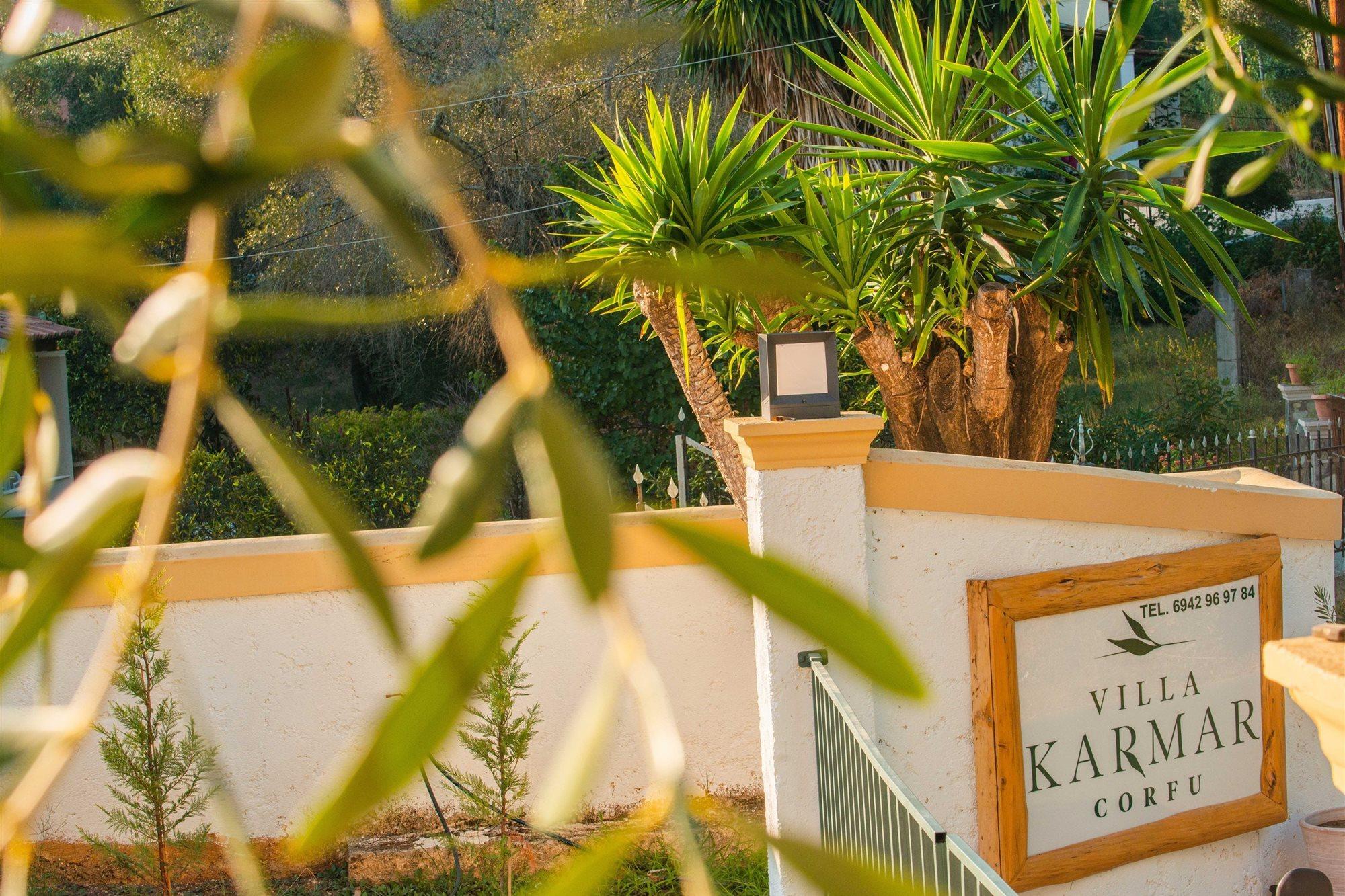 Villa Karmar Hotel Apartments Дасія Екстер'єр фото
