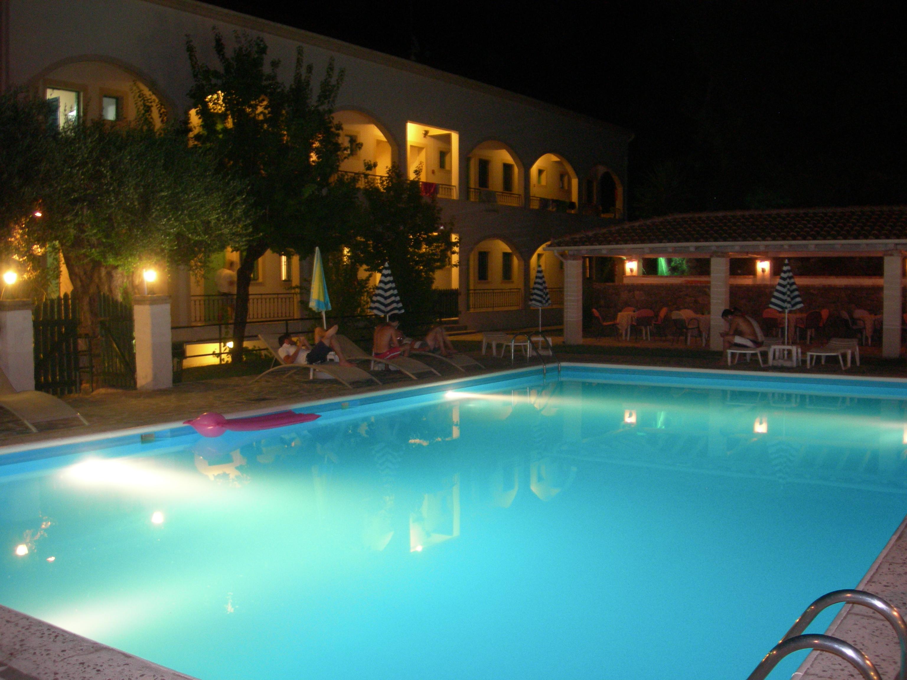 Villa Karmar Hotel Apartments Дасія Екстер'єр фото